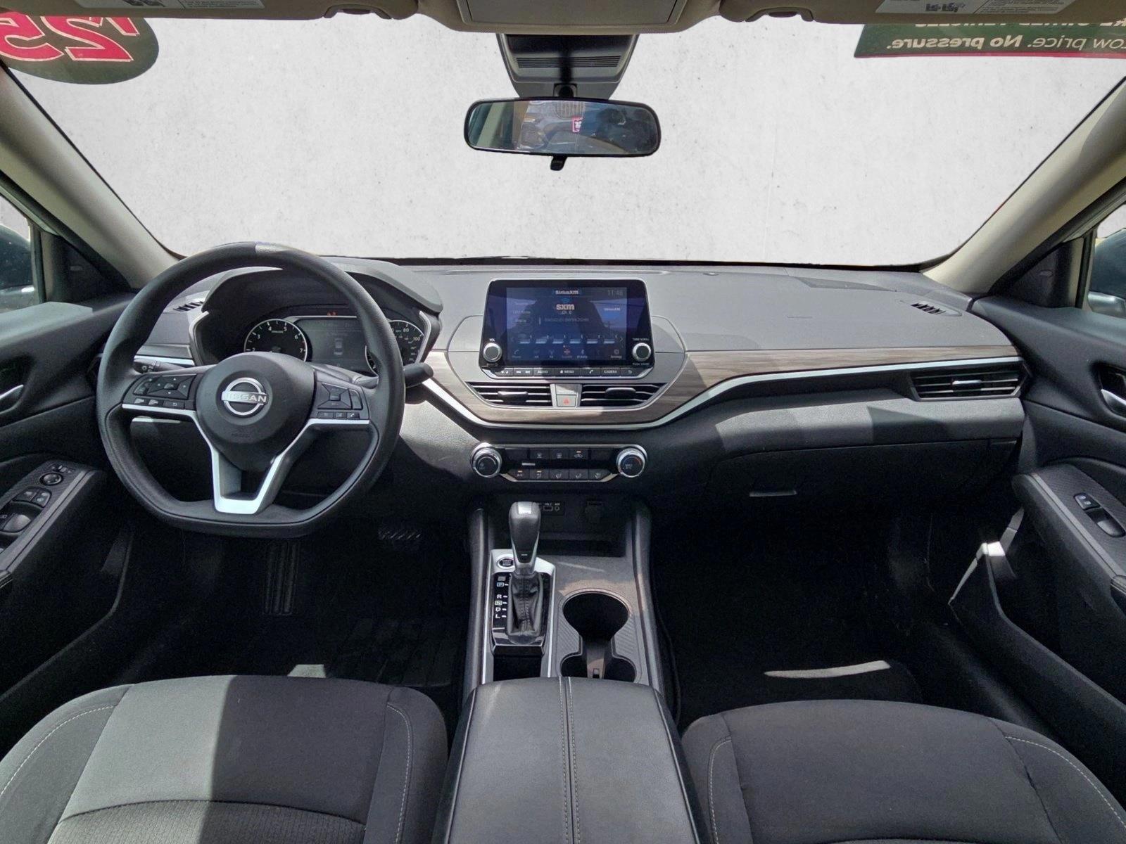 Thumbnail: 2025 Nissan Altima - 3