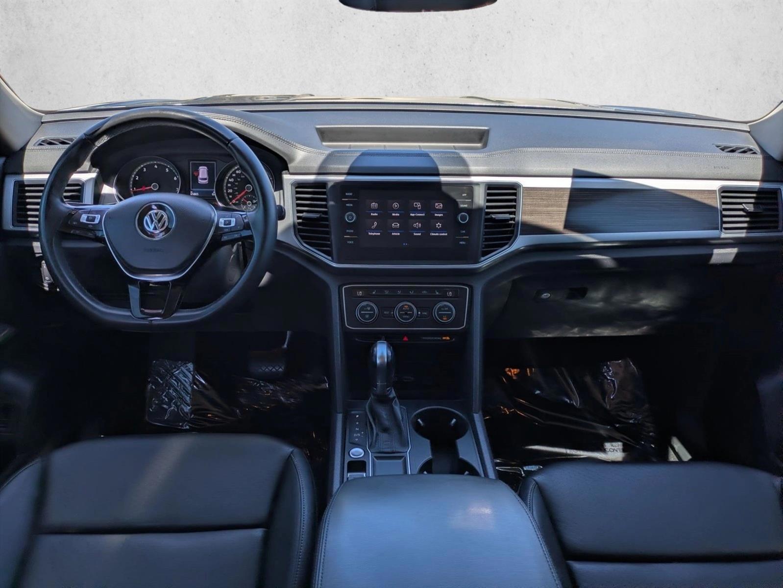 Thumbnail: 2019 Volkswagen Atlas - 3