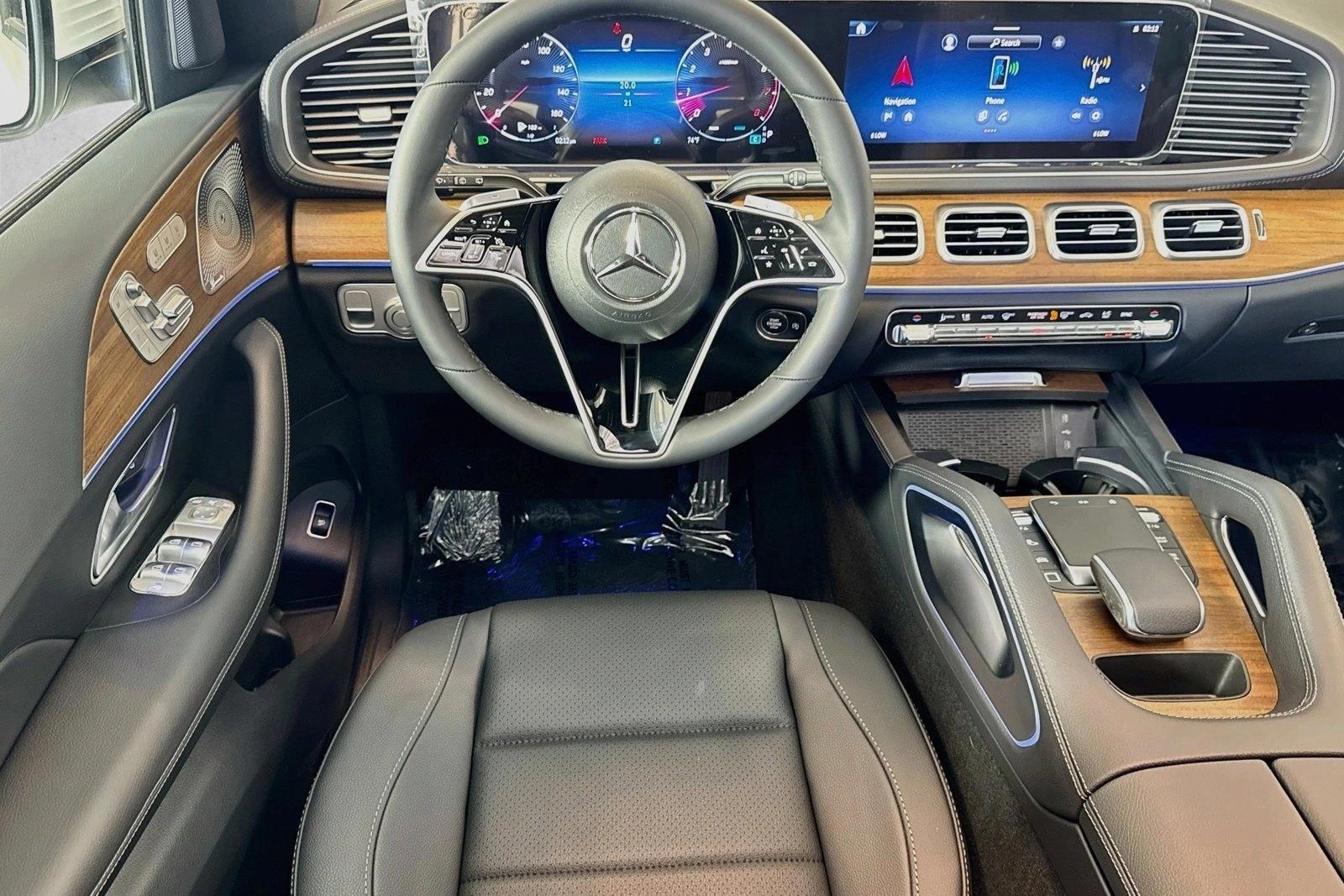 Thumbnail: 2026 Mercedes-Benz GLE - 4