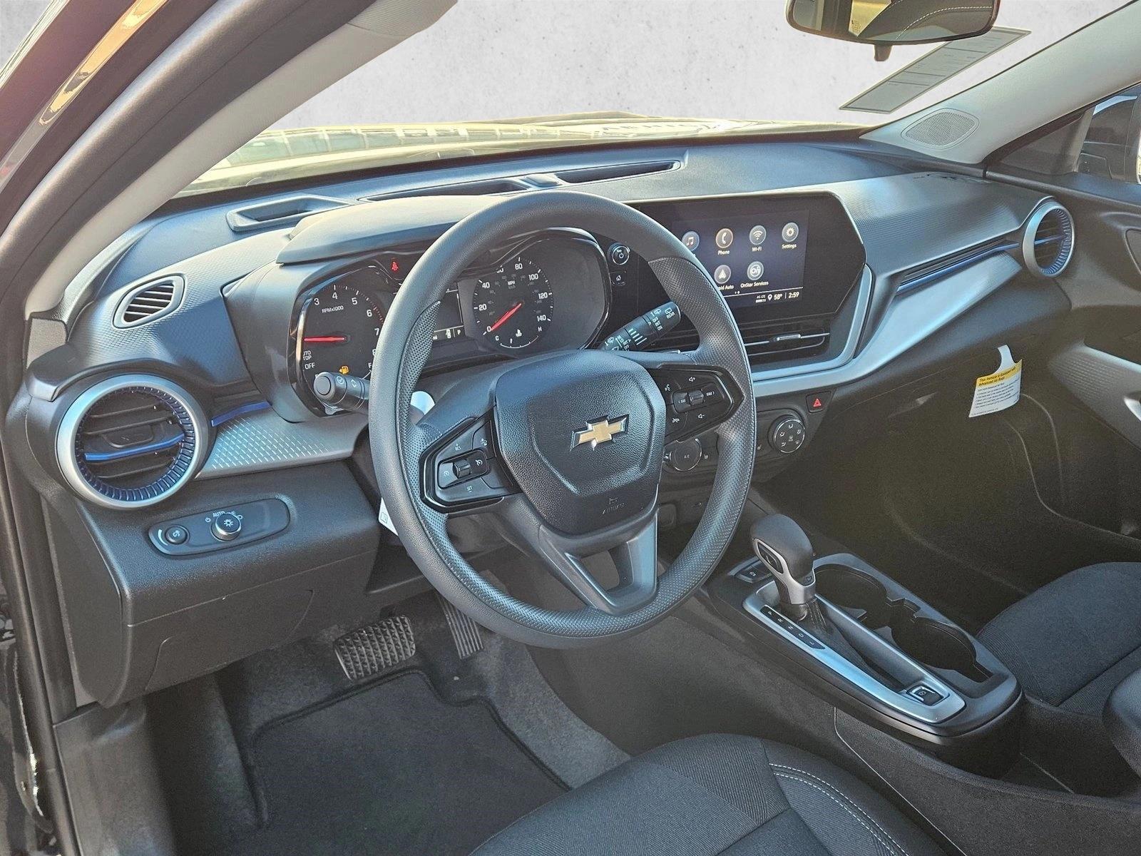 Thumbnail: 2026 Chevrolet Trax - 4