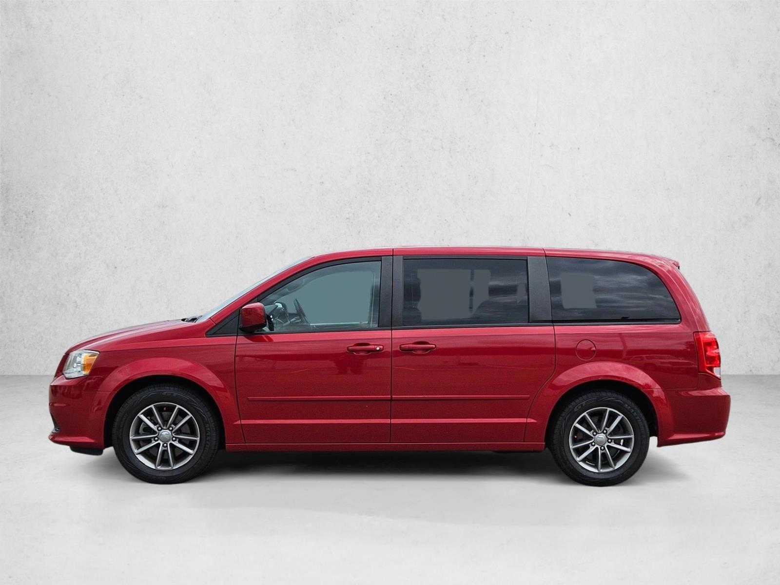 Thumbnail: 2016 Dodge Grand Caravan - 2
