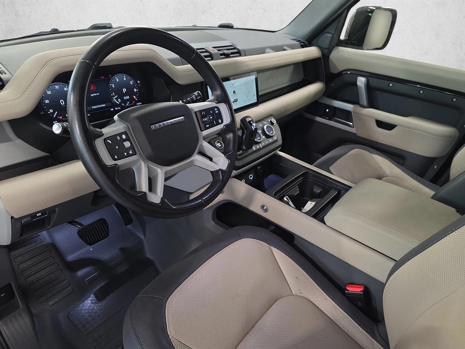 Thumbnail: 2024 Land Rover Defender - 4