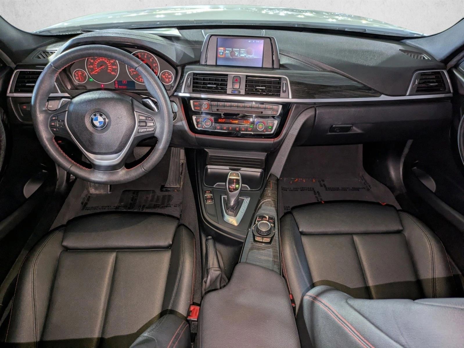 Thumbnail: 2018 BMW 3 Series - 3