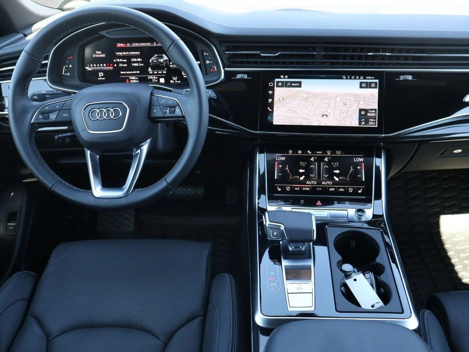 Thumbnail: 2025 Audi Q8 - 3