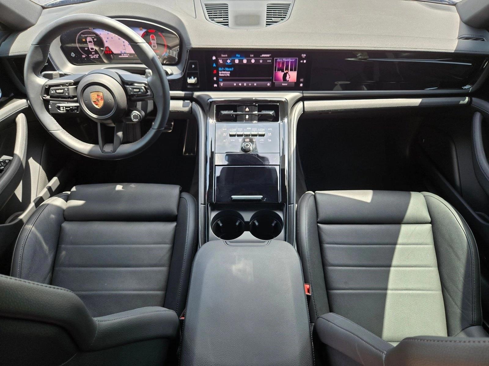 Thumbnail: 2025 Porsche Panamera - 3