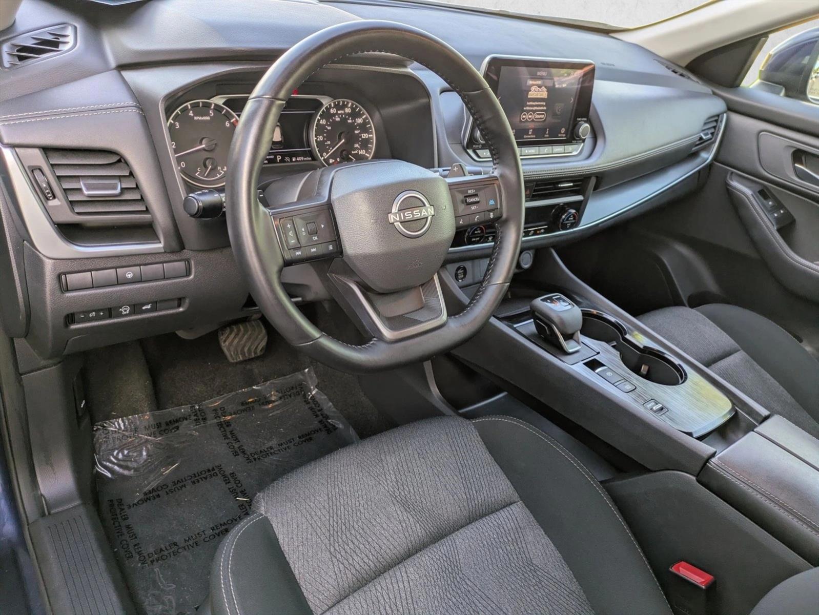 Thumbnail: 2025 Nissan Rogue - 3