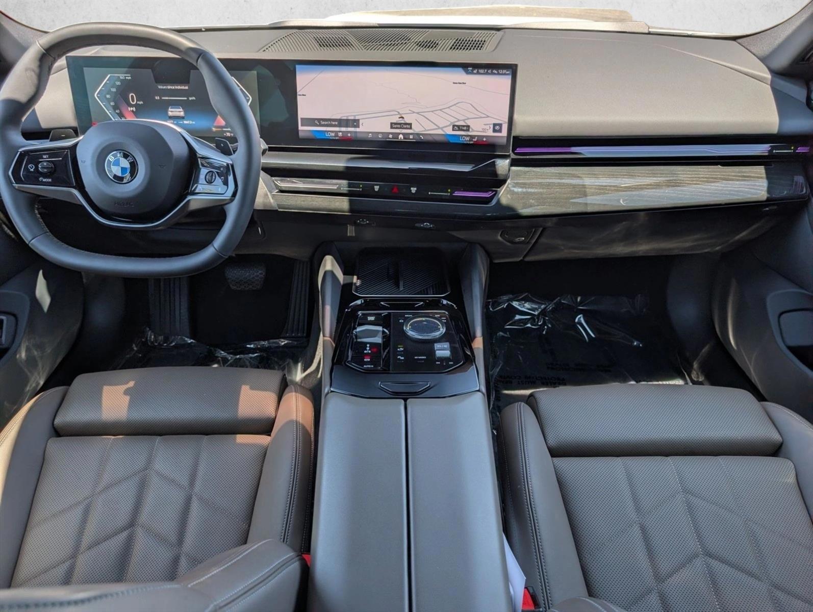 Thumbnail: 2025 BMW 5 Series - 4