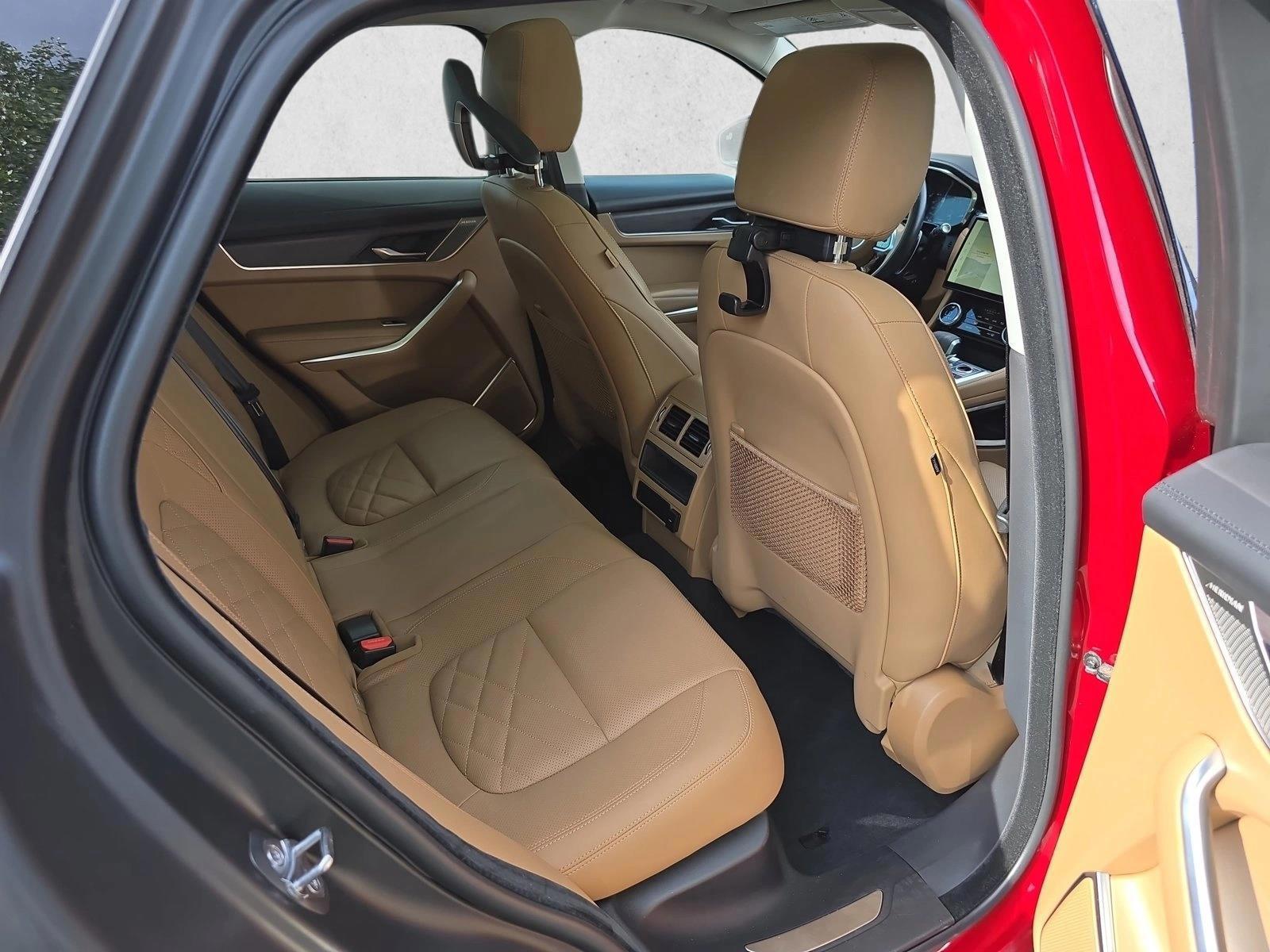 2021 Jaguar F-Pace S - Photo 11