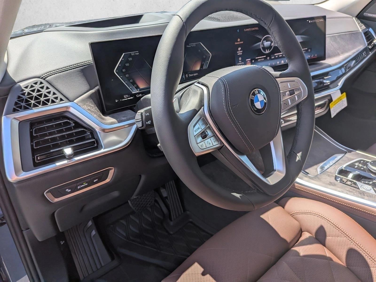 Thumbnail: 2026 BMW X7 - 3