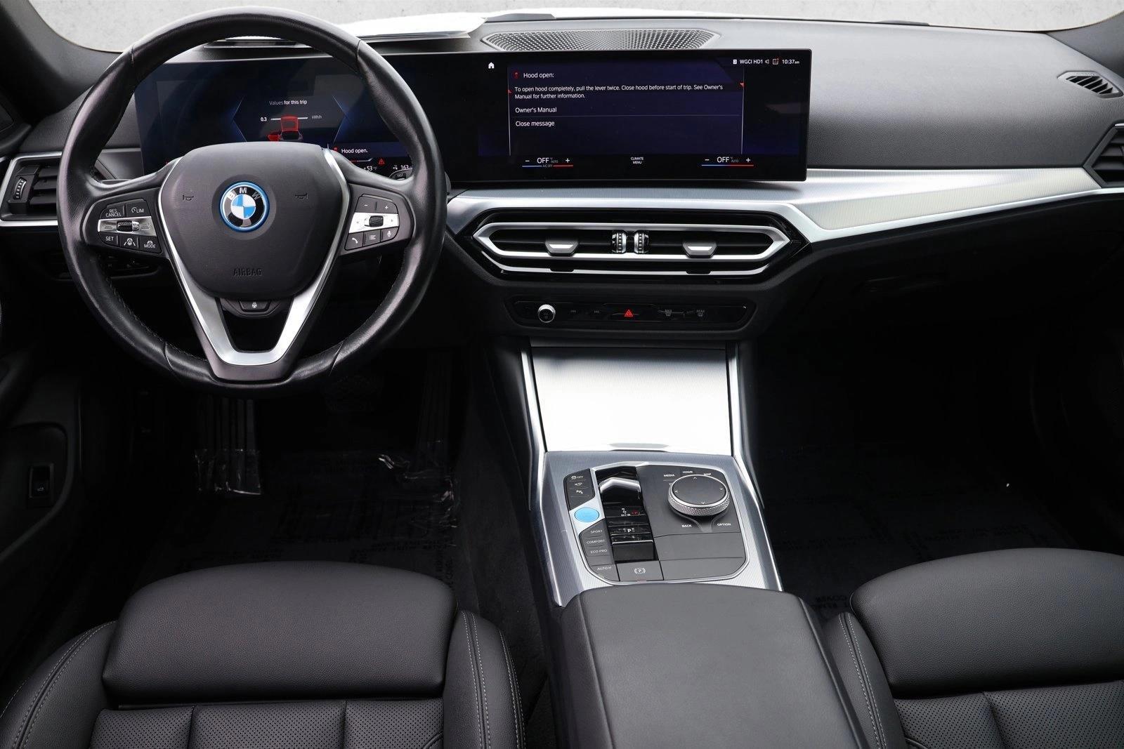 Thumbnail: 2023 BMW i4 - 4