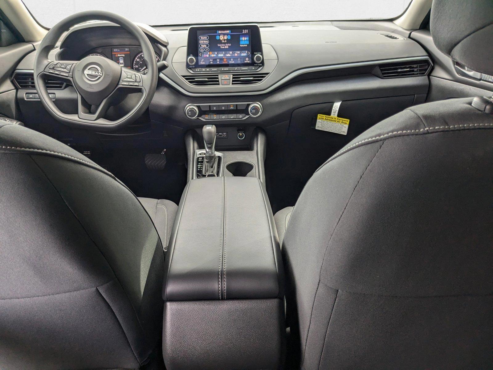 Thumbnail: 2025 Nissan Altima - 4