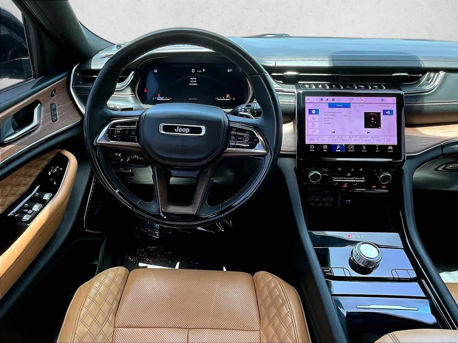 Thumbnail: 2022 Jeep Grand Cherokee - 3