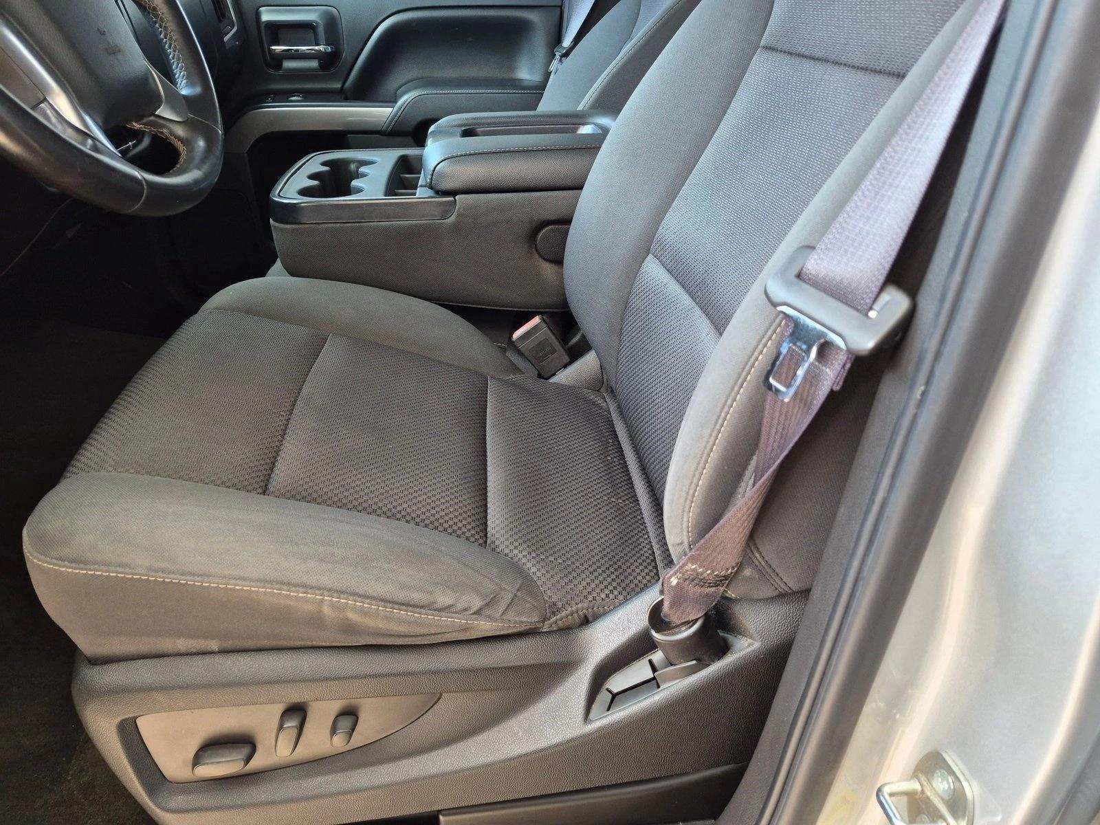 Thumbnail: 2016 Chevrolet Silverado 1500 - 4
