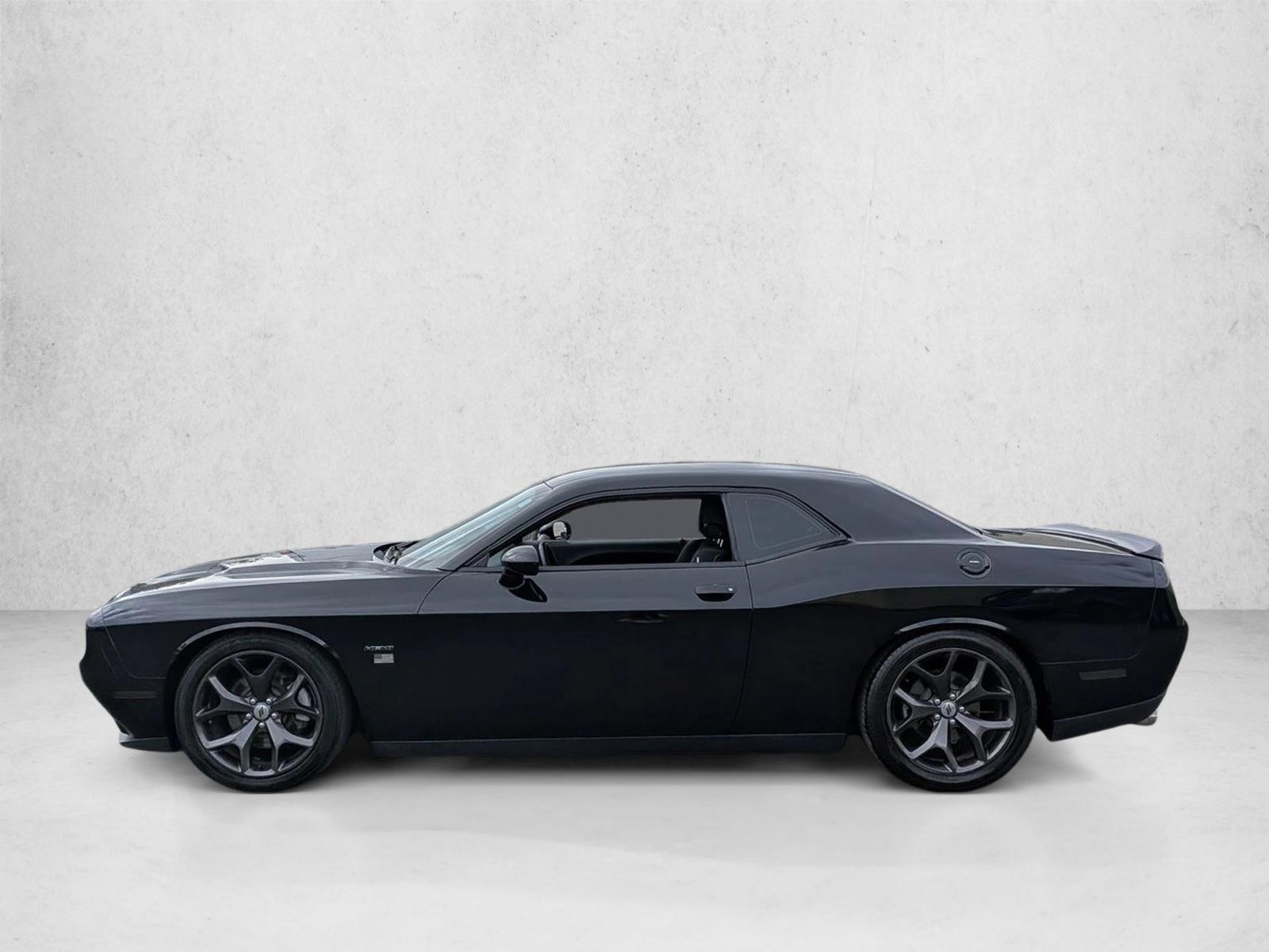 Thumbnail: 2017 Dodge Challenger - 2