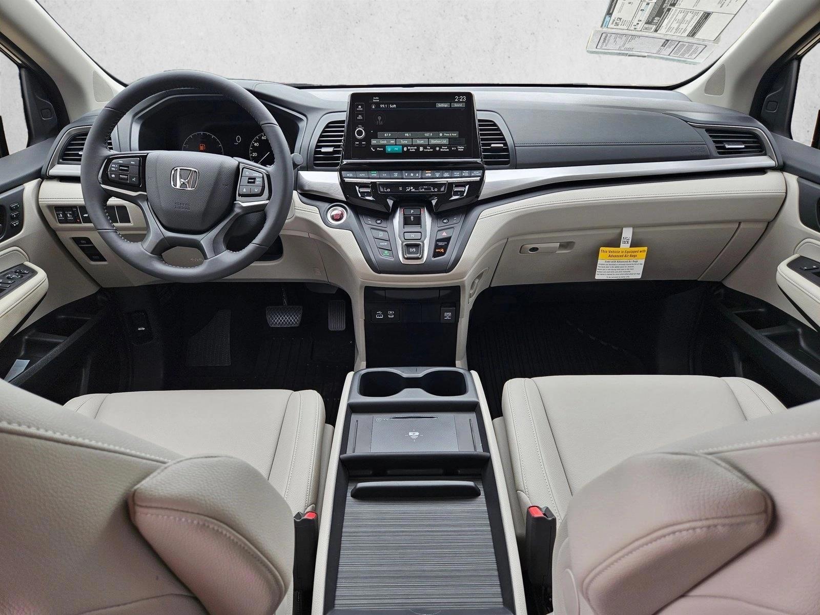 Thumbnail: 2026 Honda Odyssey - 3