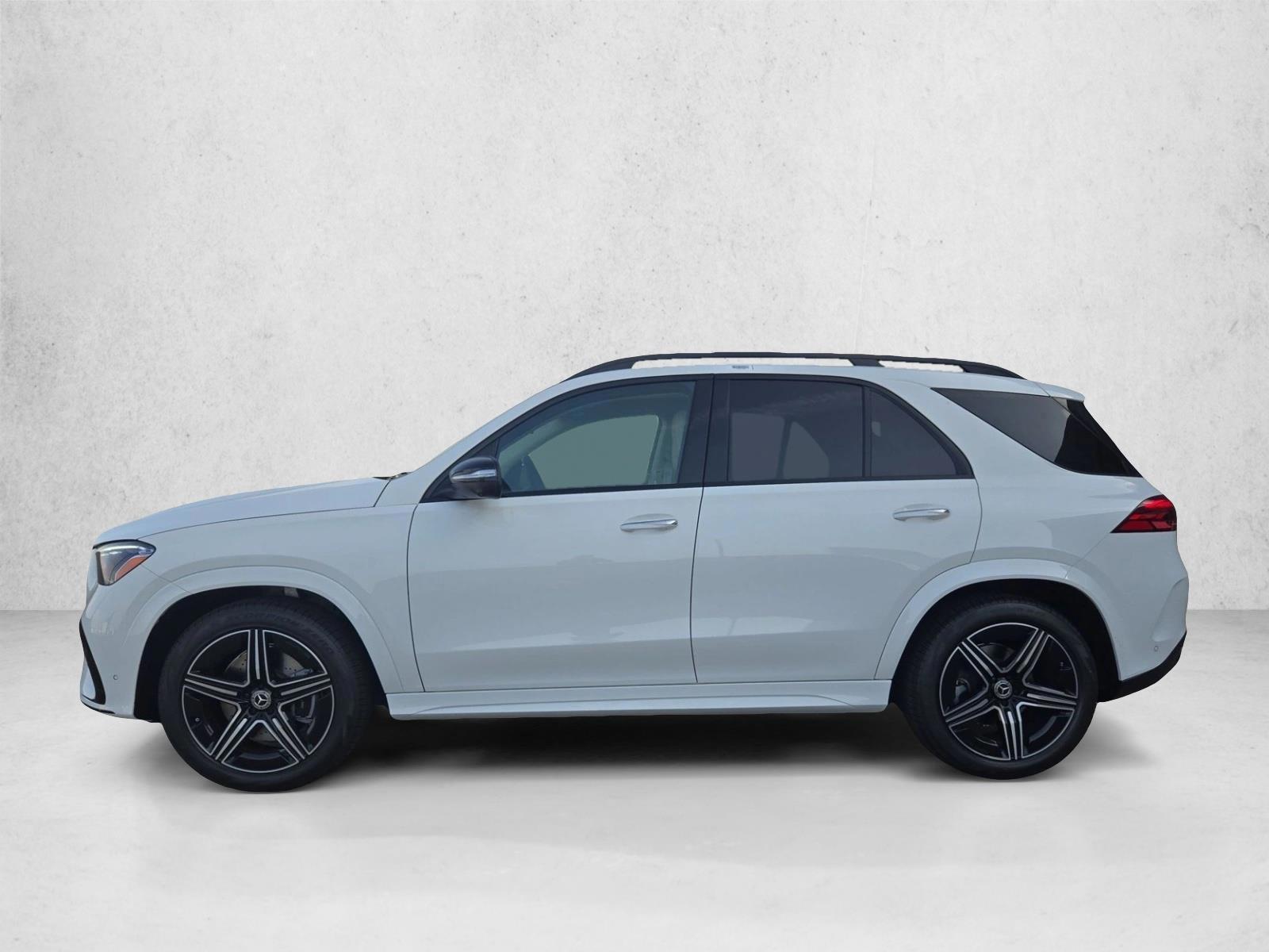 Thumbnail: 2026 Mercedes-Benz GLE - 2