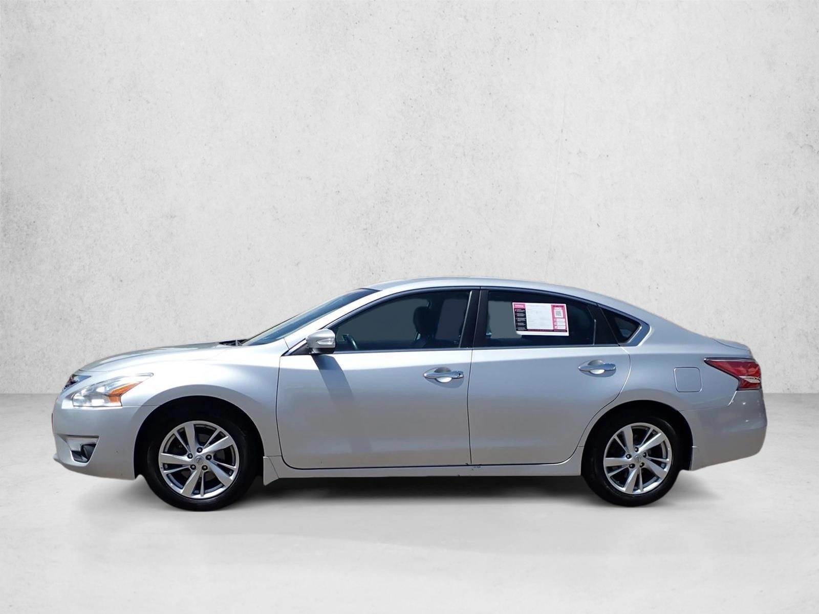 Thumbnail: 2015 Nissan Altima - 2