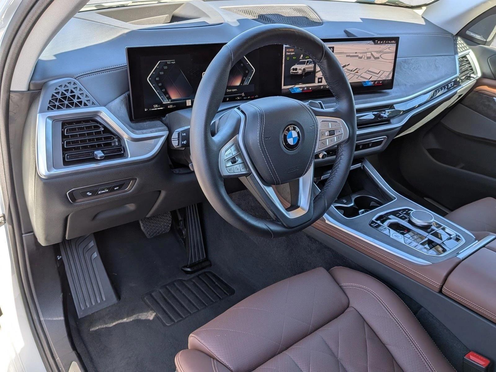Thumbnail: 2024 BMW X7 - 3