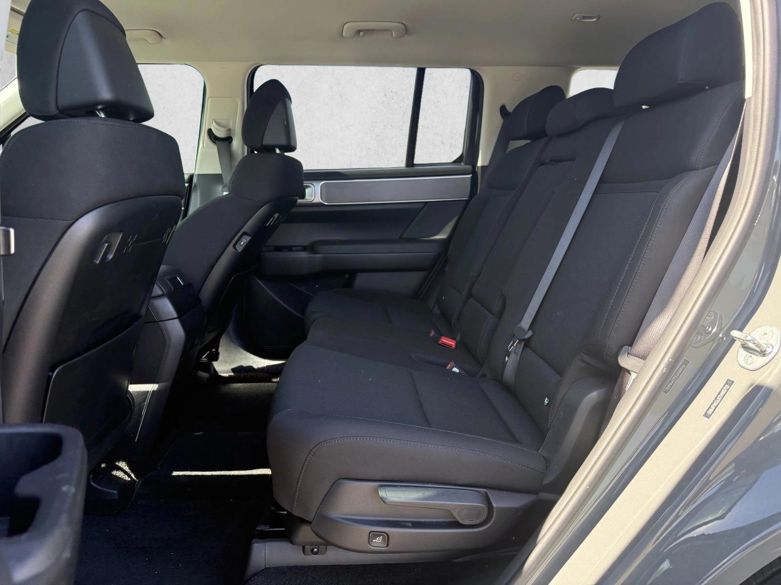 2026 Hyundai Santa Fe SE - Photo 15