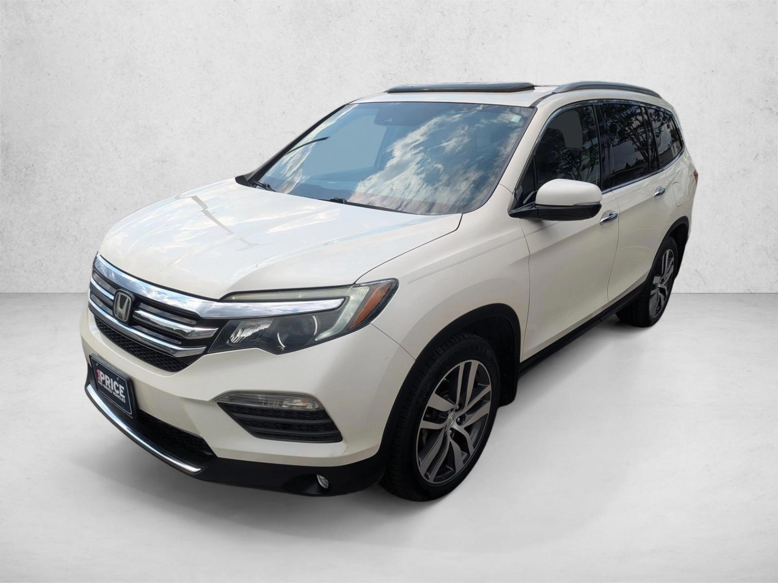 Thumbnail: 2017 Honda Pilot - 1