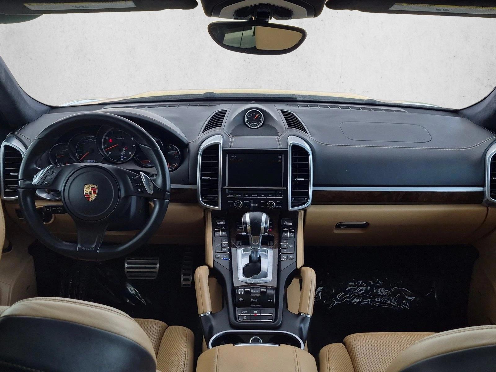 Thumbnail: 2014 Porsche Cayenne - 4