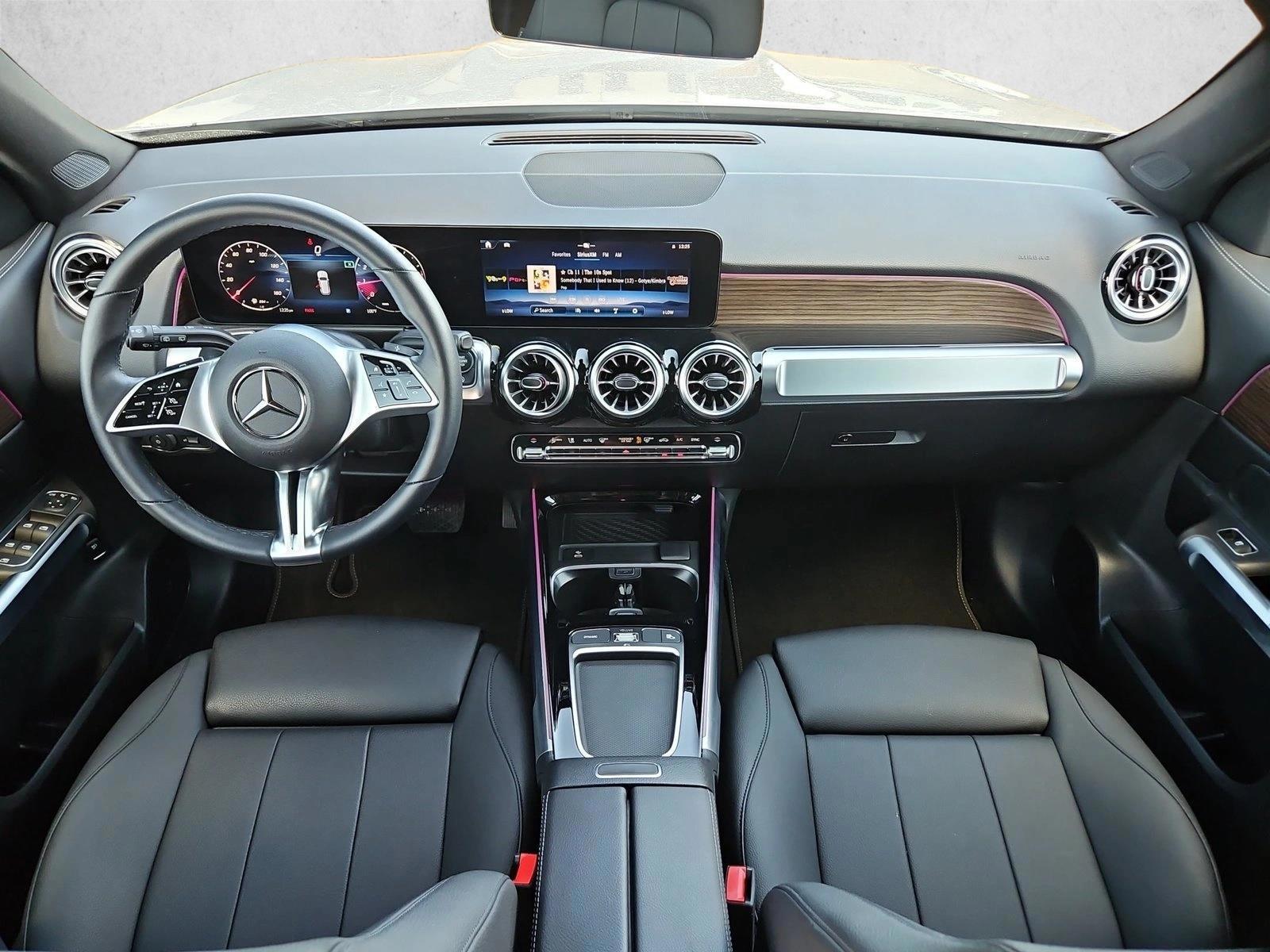 Thumbnail: 2026 Mercedes-Benz GLB - 3