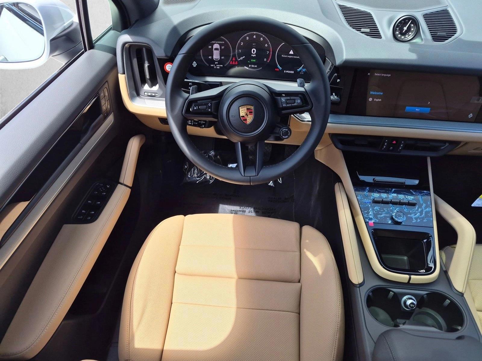 Thumbnail: 2026 Porsche Cayenne - 3