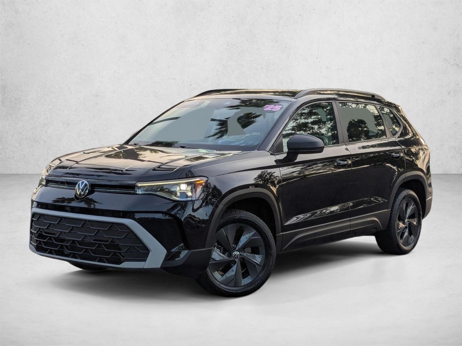 Thumbnail: 2025 Volkswagen Taos - 1