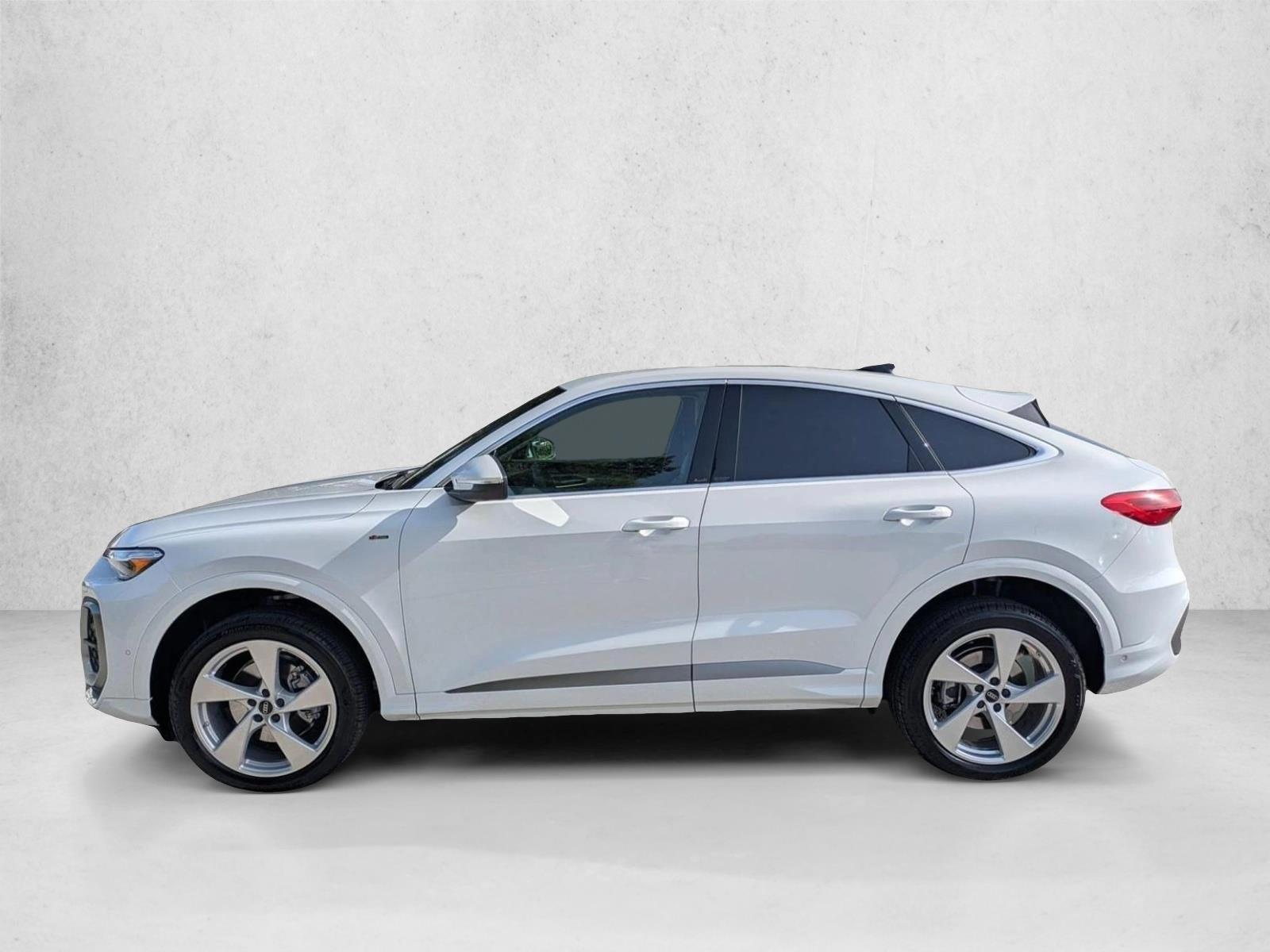 Thumbnail: 2025 Audi Q5 - 2
