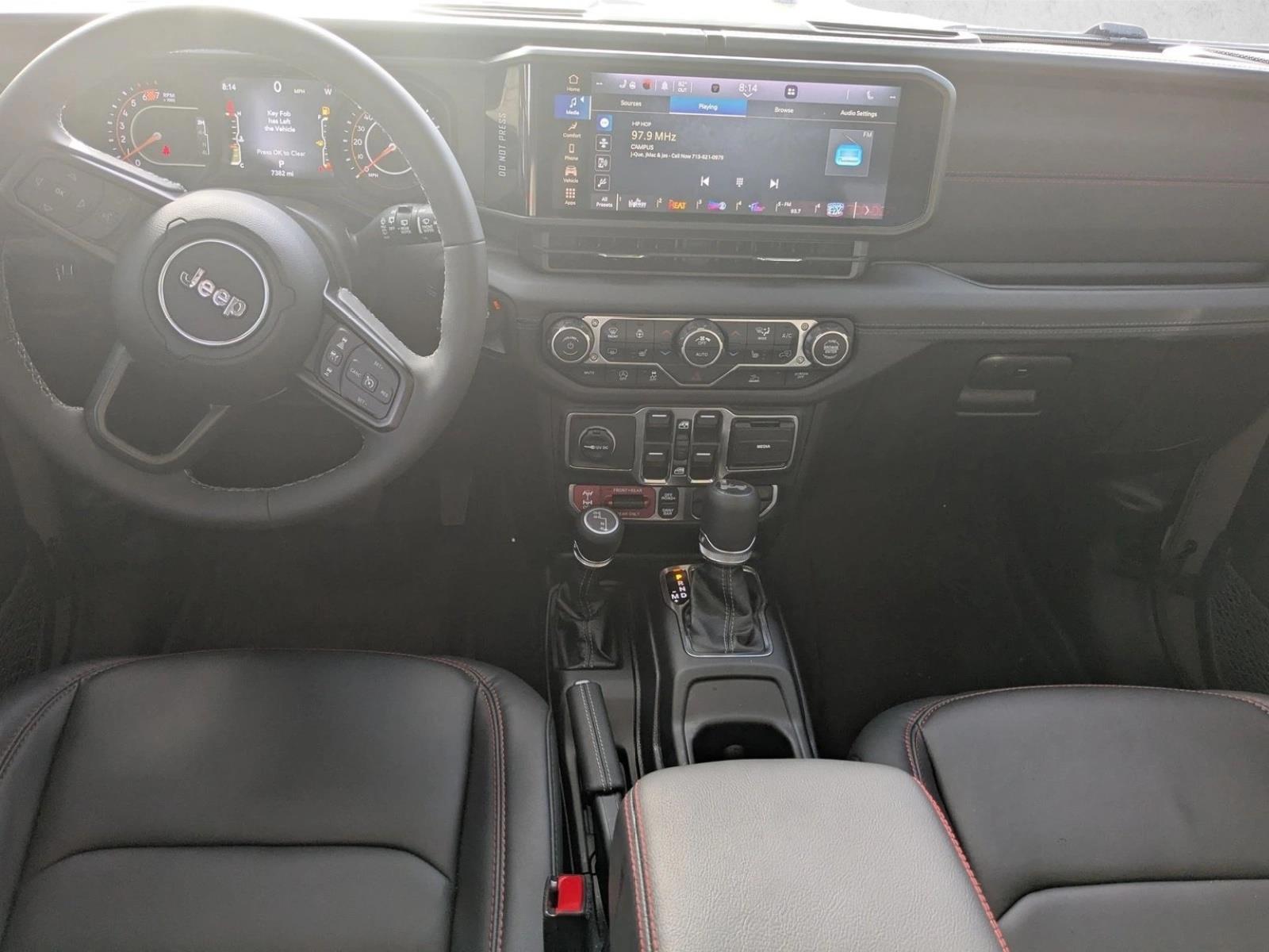 Thumbnail: 2026 Jeep Wrangler - 3