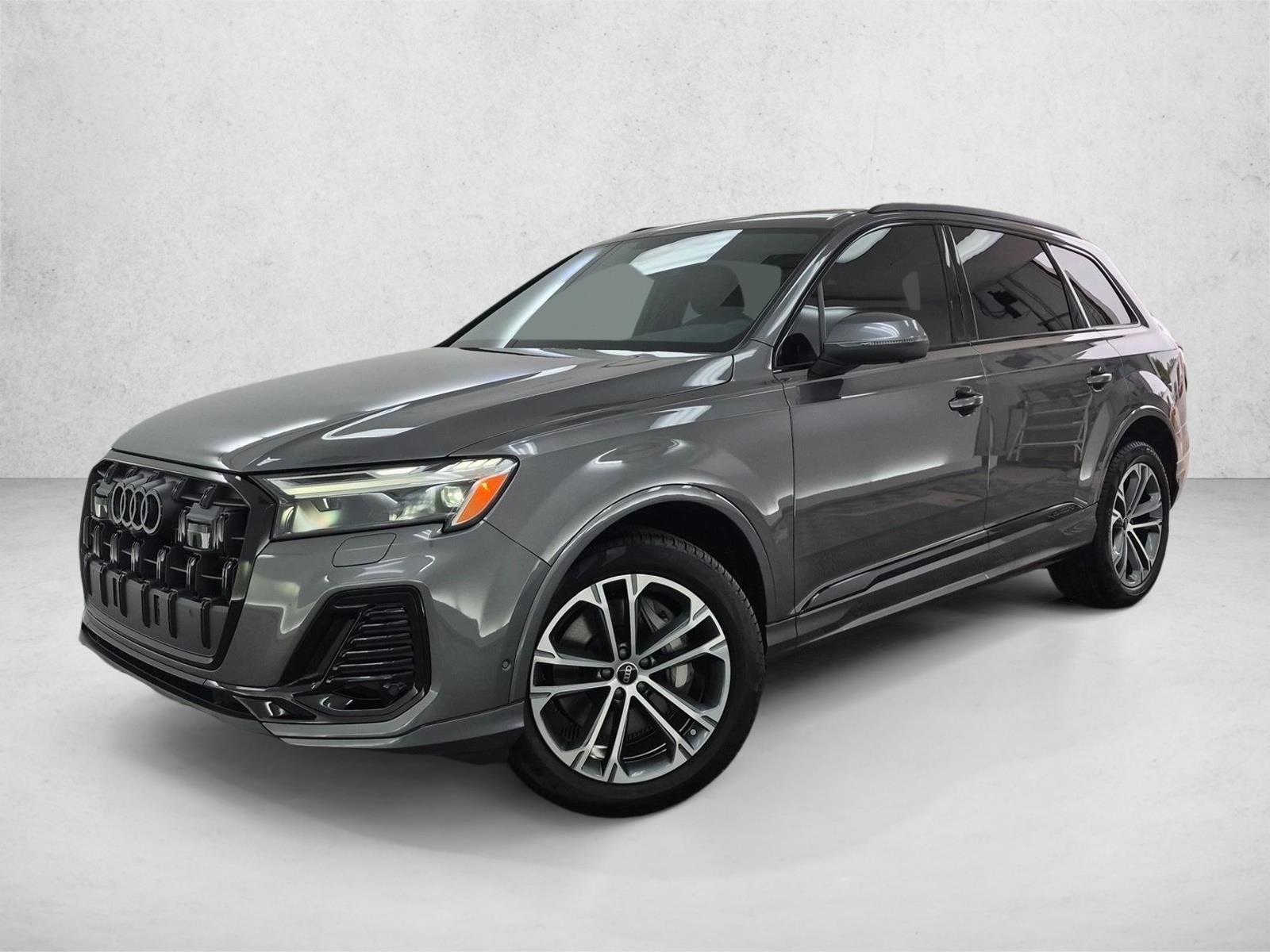 Thumbnail: 2026 Audi Q7 - 1