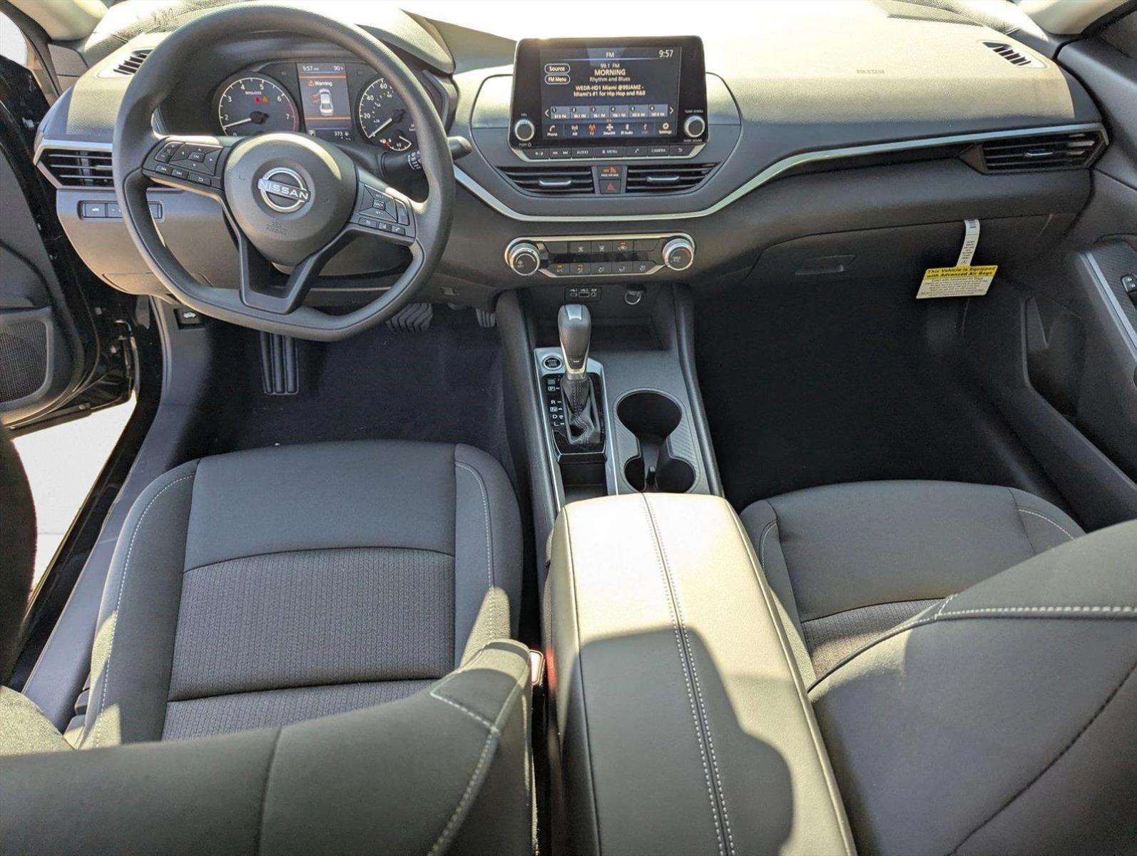 2025 Nissan Altima S - Photo 14