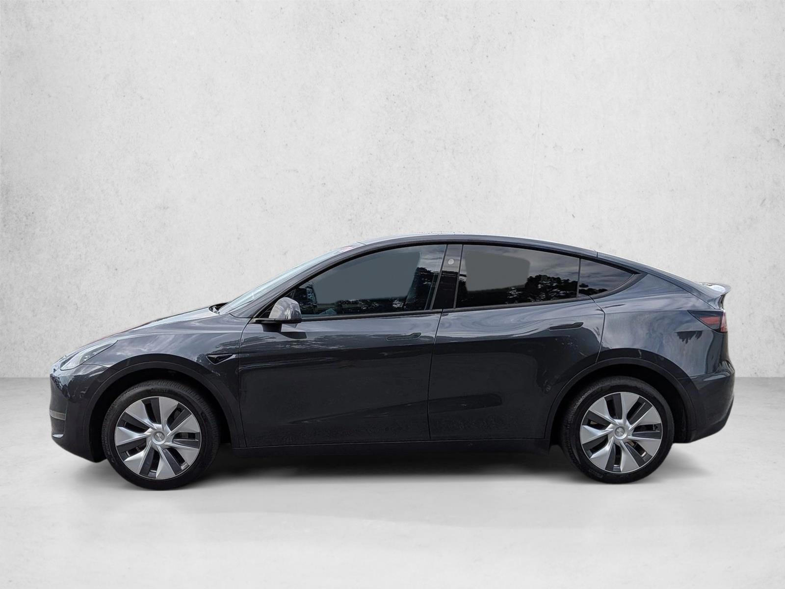 Thumbnail: 2024 Tesla Model Y - 2