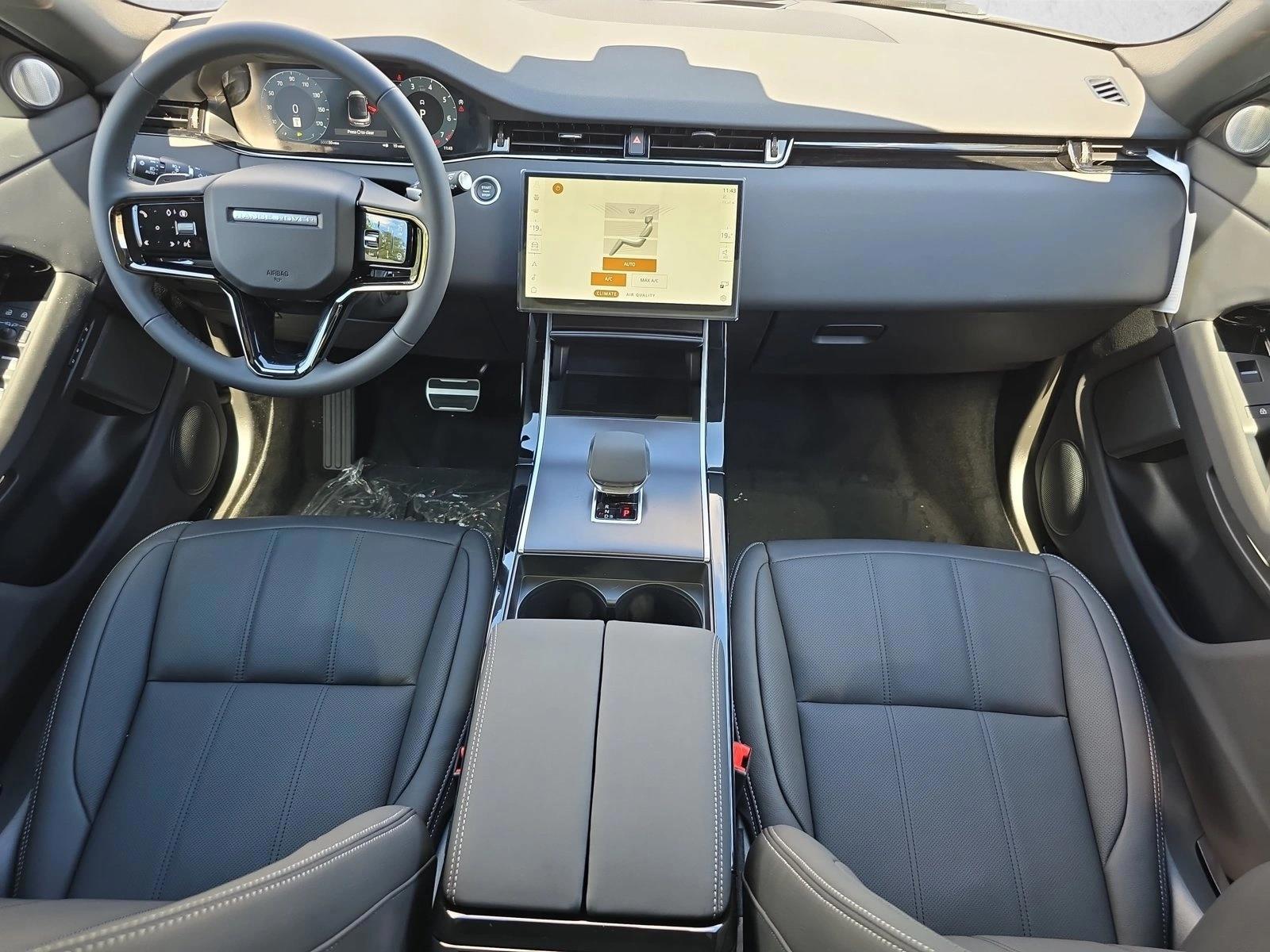 Thumbnail: 2026 Land Rover Range Rover Evoque - 3