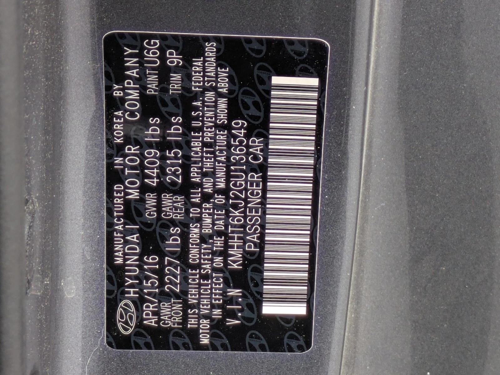 2016 Hyundai Genesis Coupe Base - Photo 15