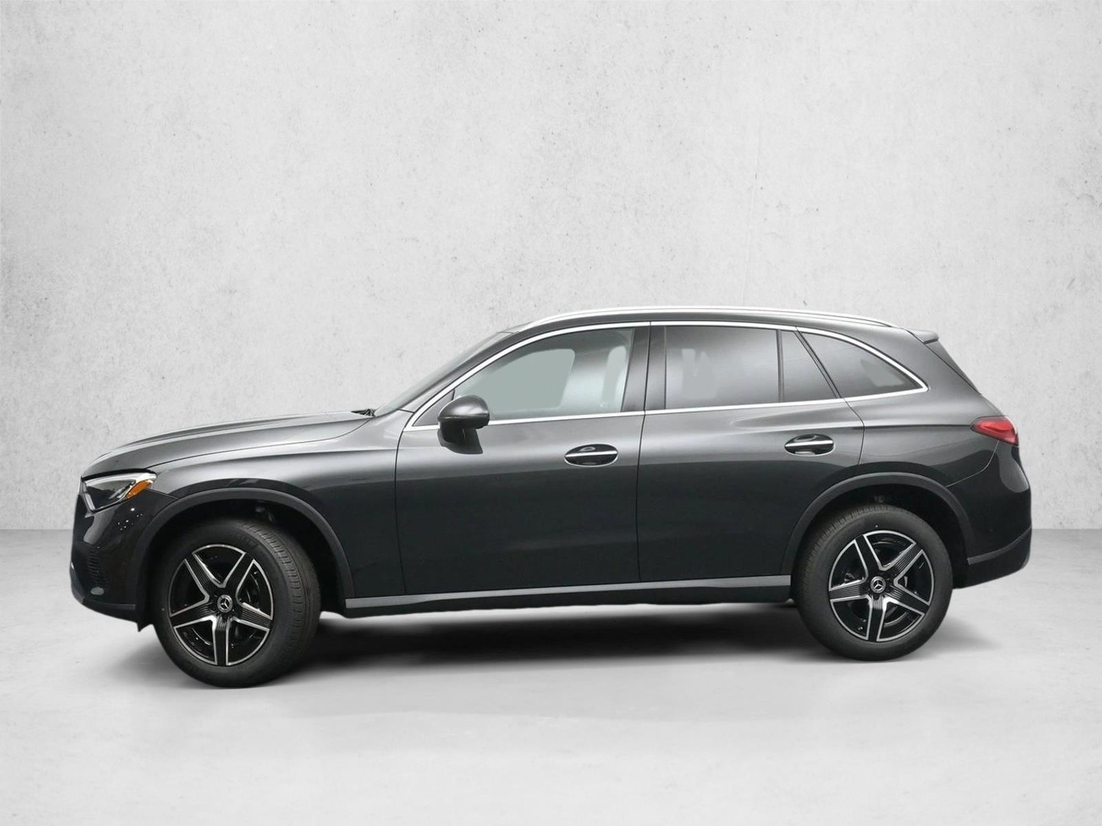 Thumbnail: 2026 Mercedes-Benz GLC - 2