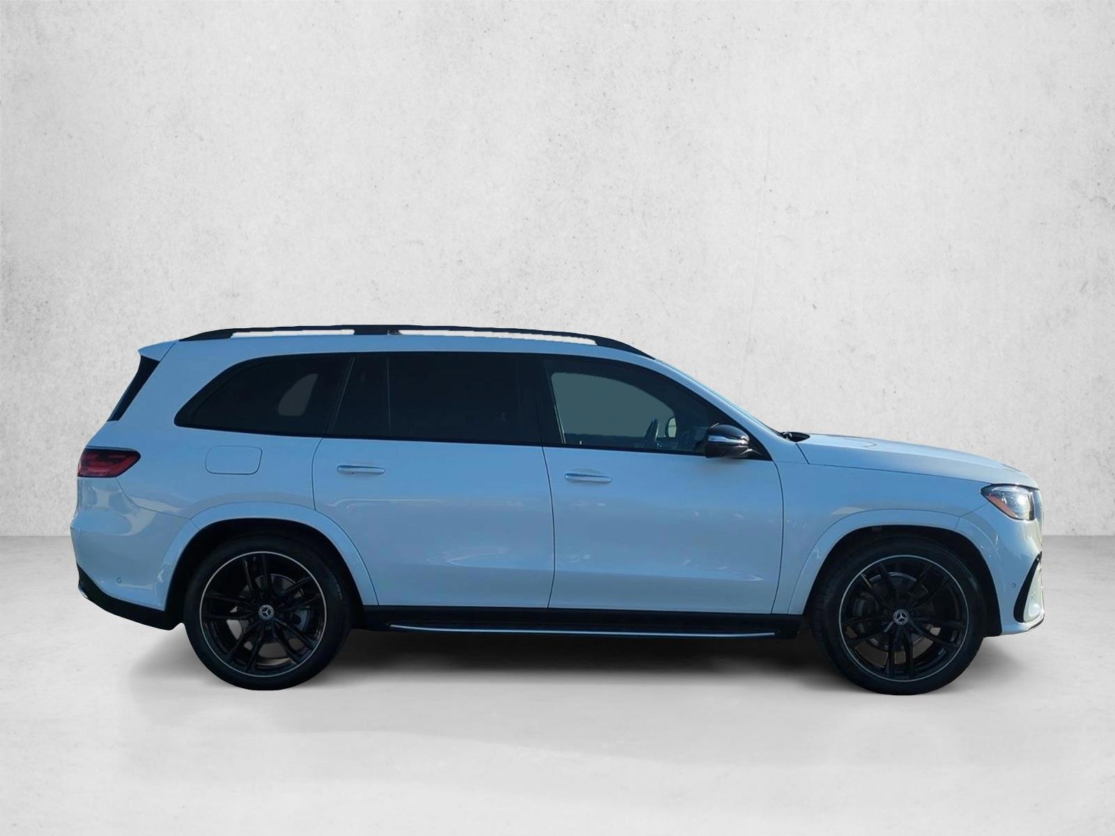 2025 Mercedes-Benz GLS Base - Photo 4