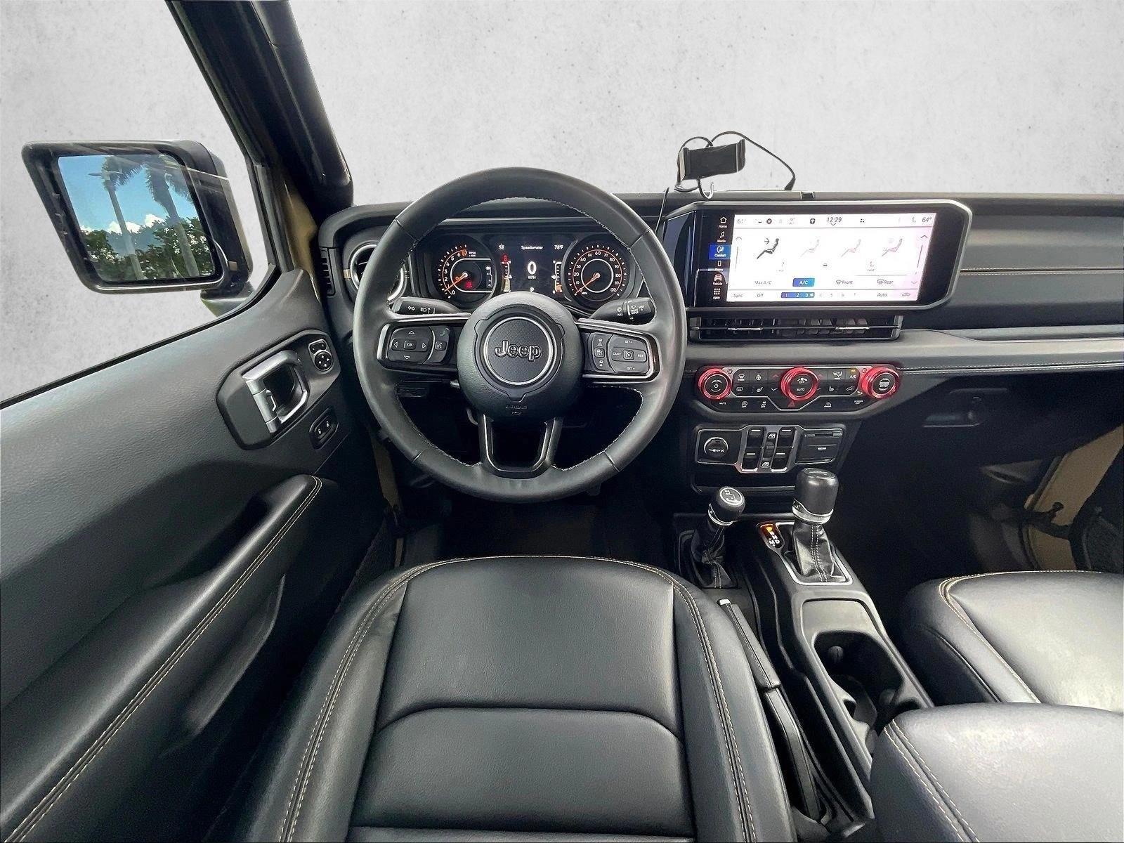 Thumbnail: 2025 Jeep Gladiator - 3