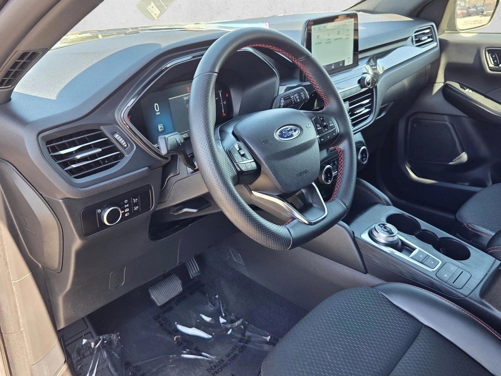 Thumbnail: 2025 Ford Escape - 3