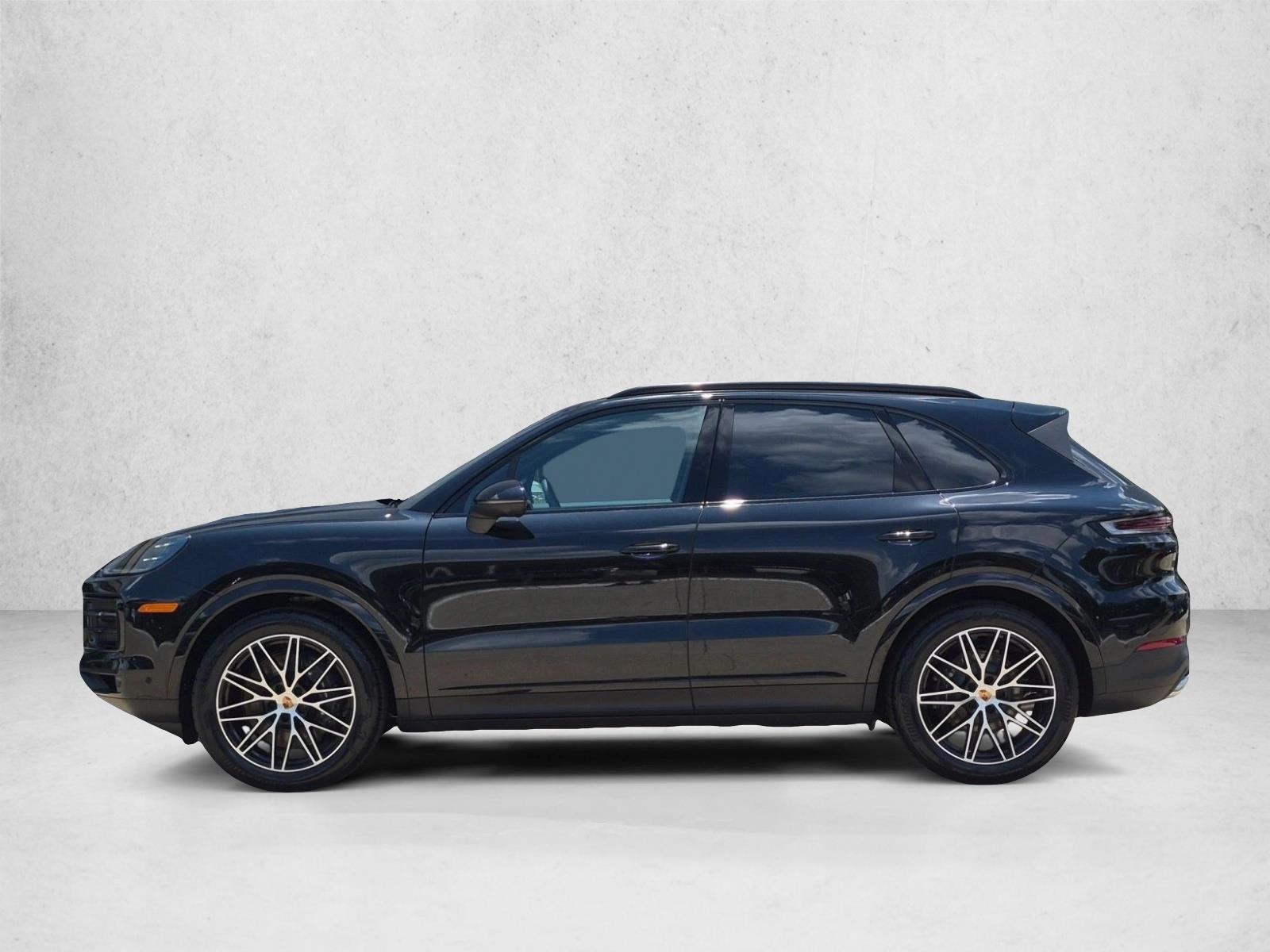 Thumbnail: 2026 Porsche Cayenne - 2