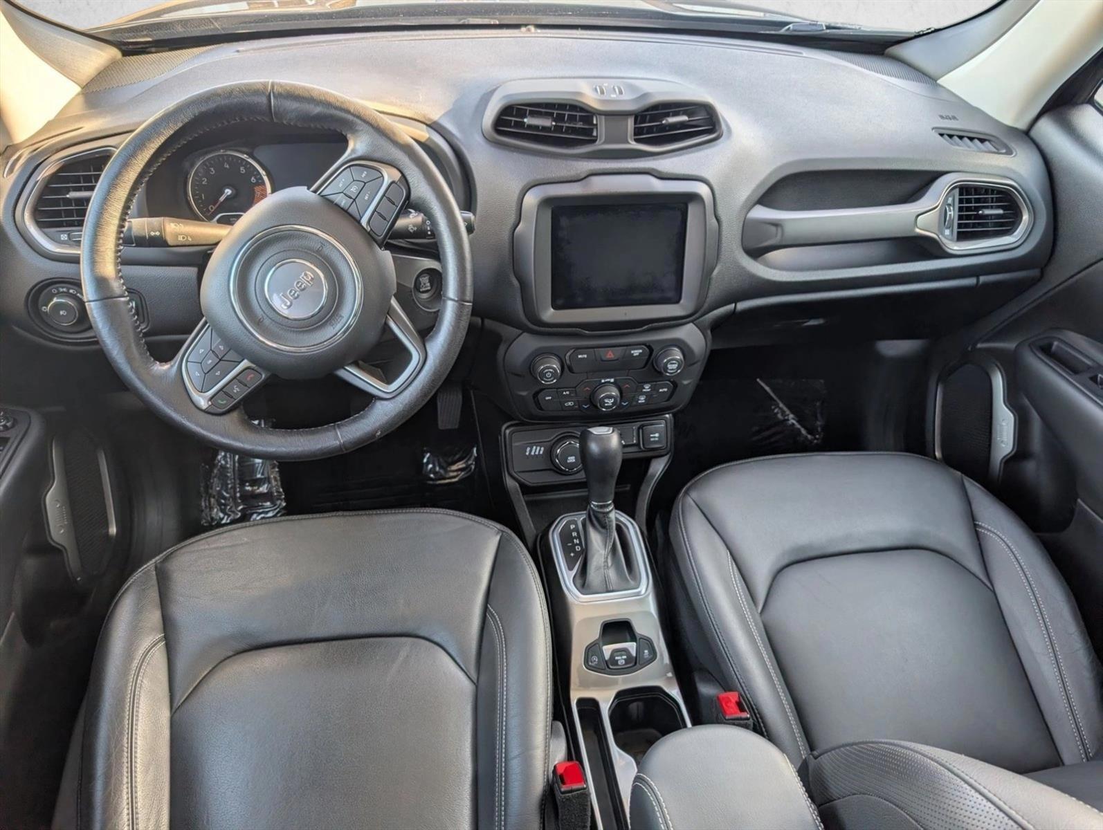 Thumbnail: 2019 Jeep Renegade - 4