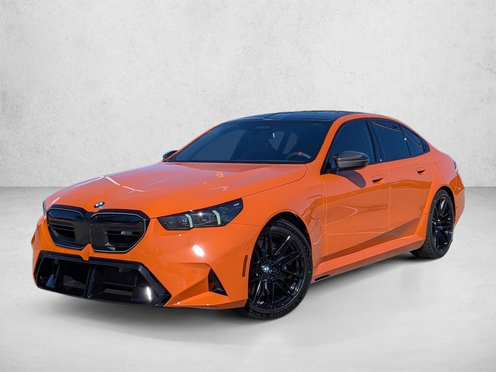 Thumbnail: 2026 BMW M5 - 1