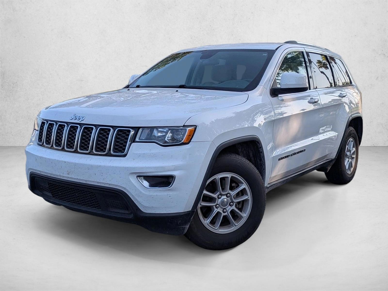 Thumbnail: 2019 Jeep Grand Cherokee - 1