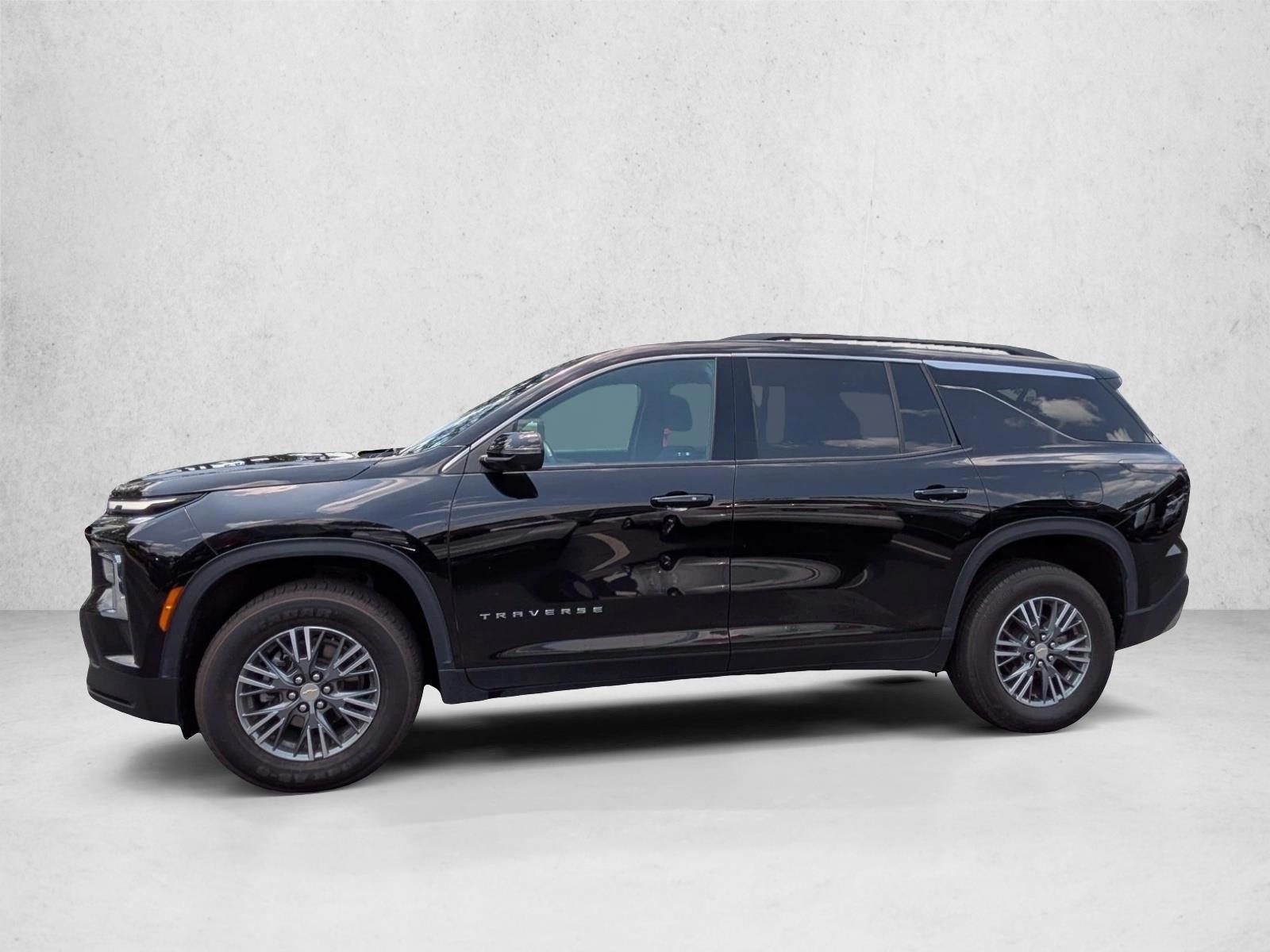 Thumbnail: 2024 Chevrolet Traverse - 2