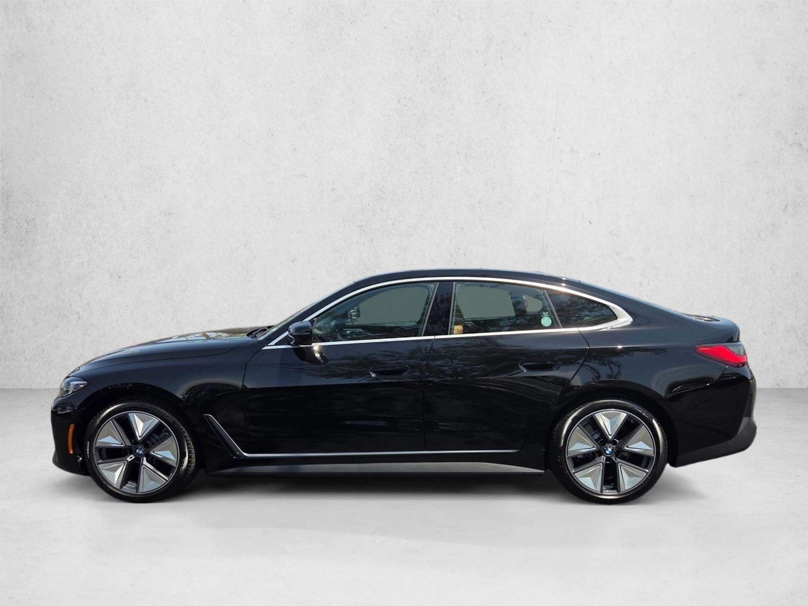 Thumbnail: 2026 BMW i4 - 2