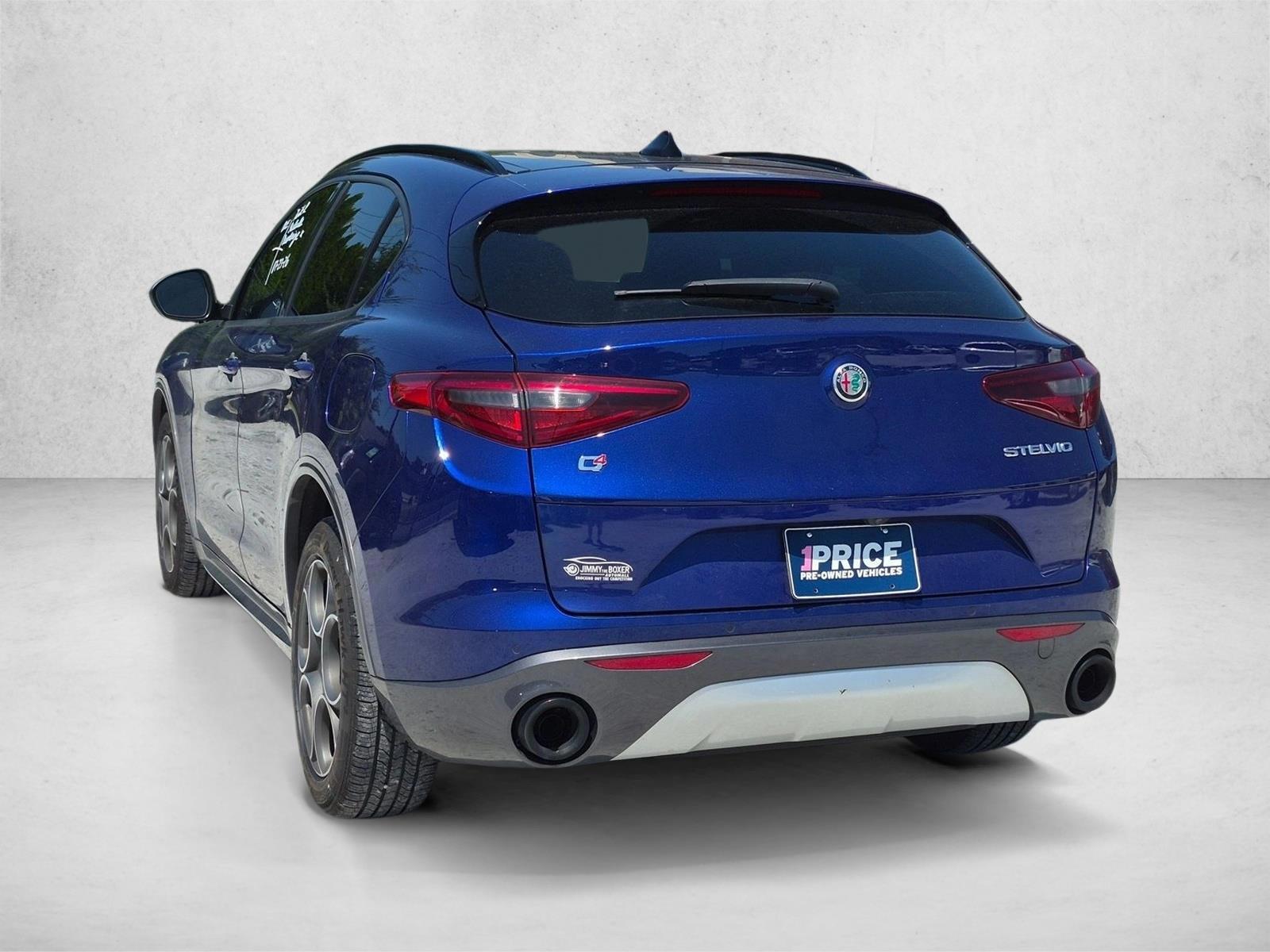 2022 Alfa Romeo Stelvio