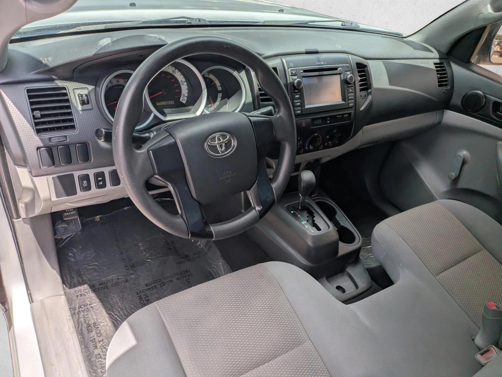 Thumbnail: 2013 Toyota Tacoma - 3