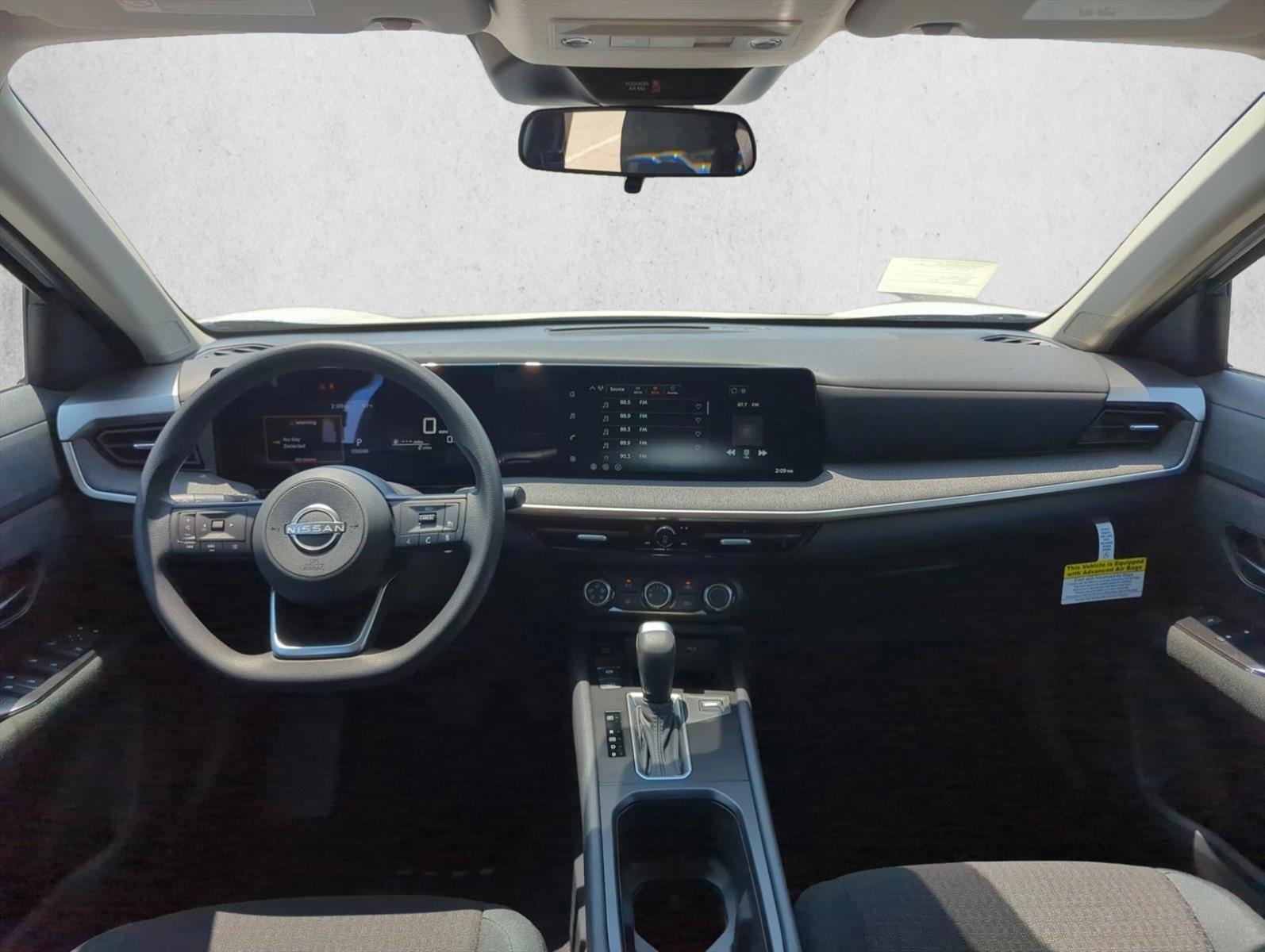 Thumbnail: 2026 Nissan Kicks - 2