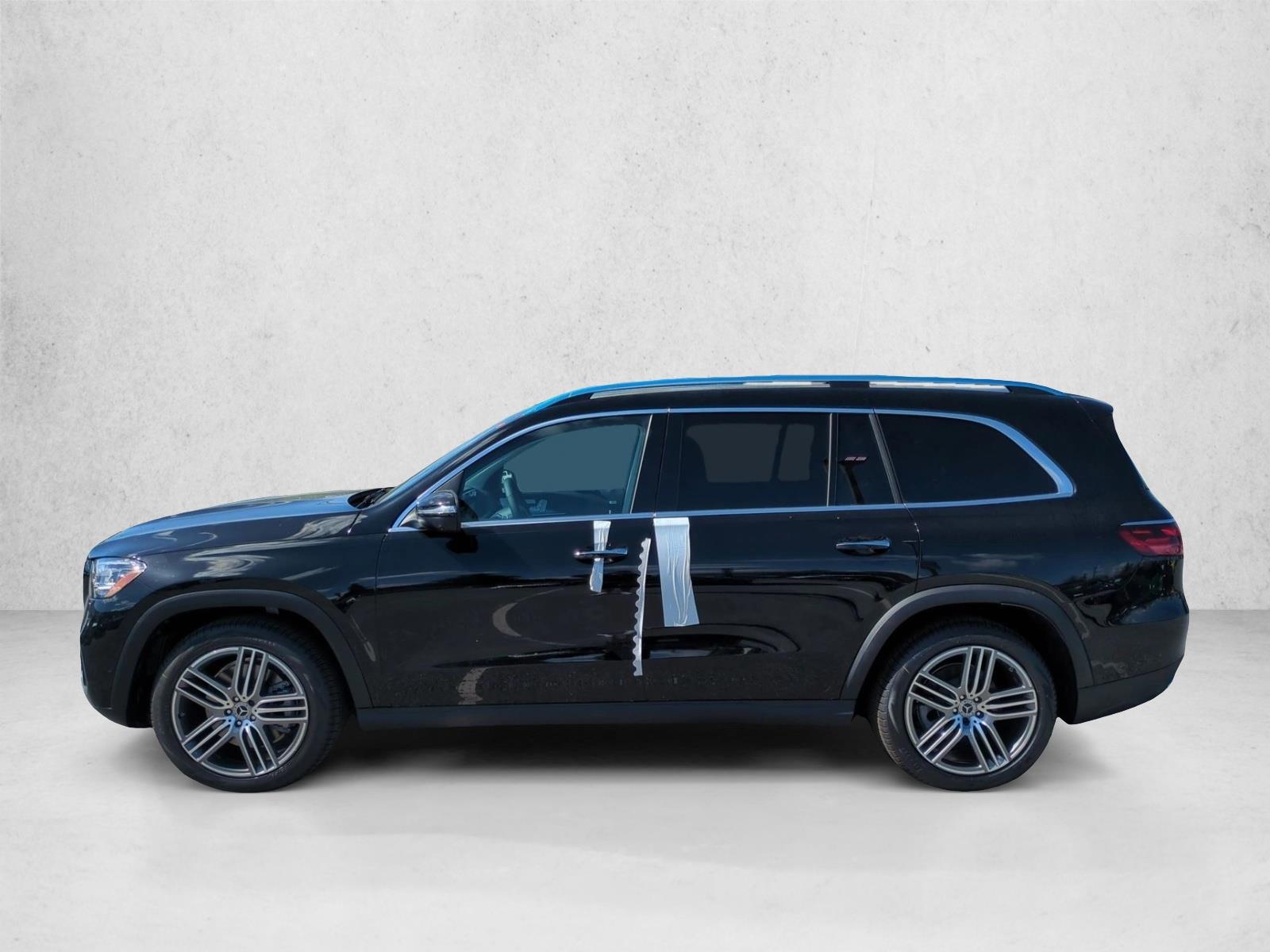 Thumbnail: 2026 Mercedes-Benz GLS - 2