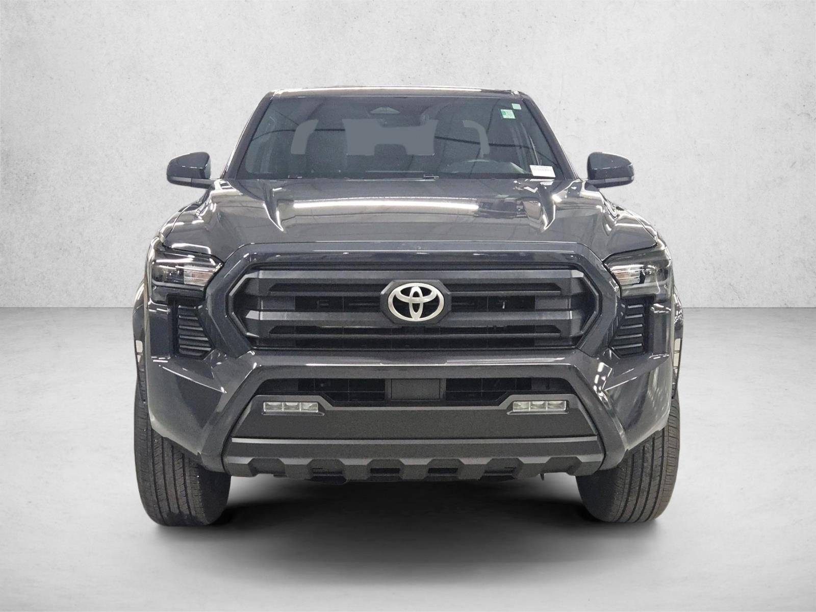 2025 Toyota Tacoma SR5 - Photo 2